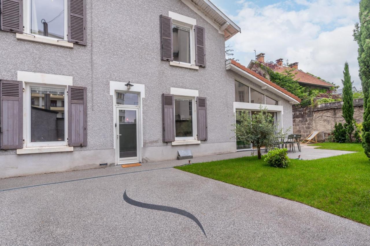 La Villa Sassolini Avec Jacuzzi Лион Экстерьер фото